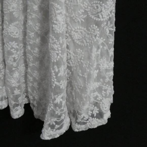 POL | medium | White Lined Floral Lace Adjustable Spaghetti Strap Dress - Picture 9 of 16